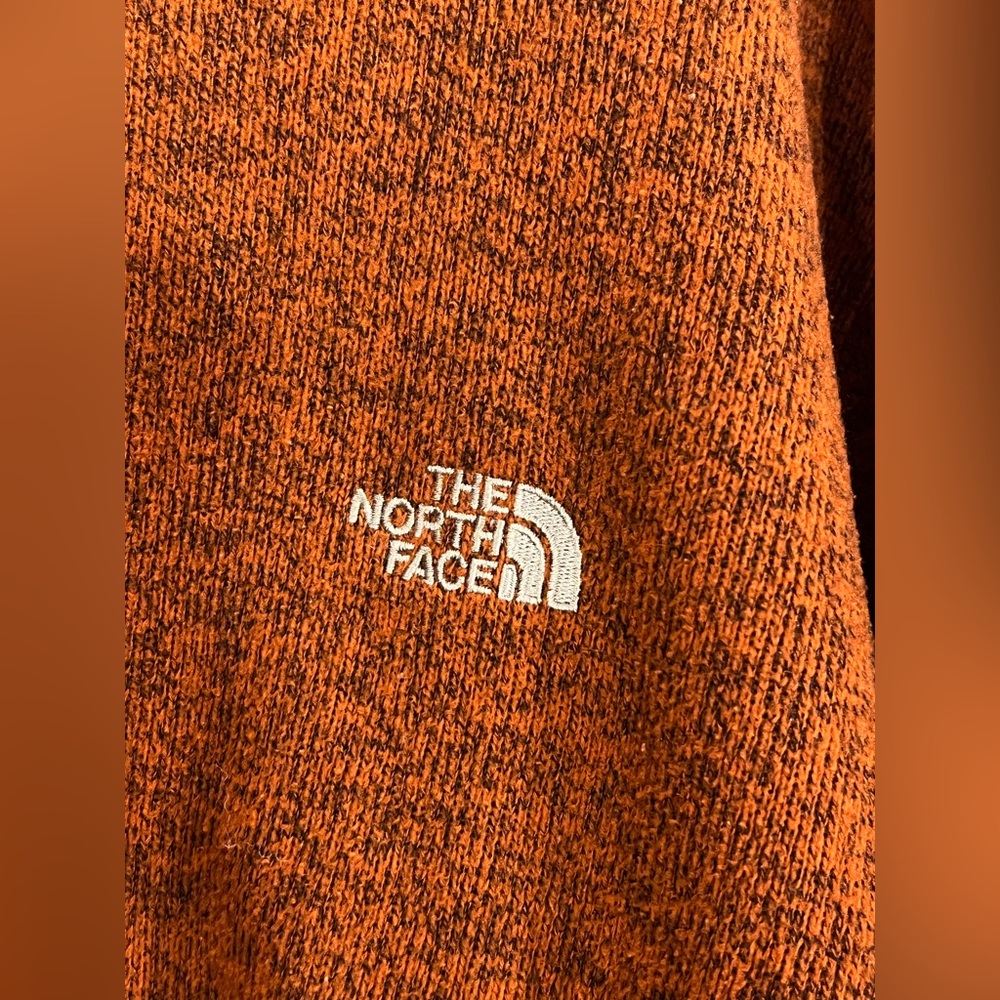 The North Face Men's Orange and Gray Sweater - Picture 4 of 10